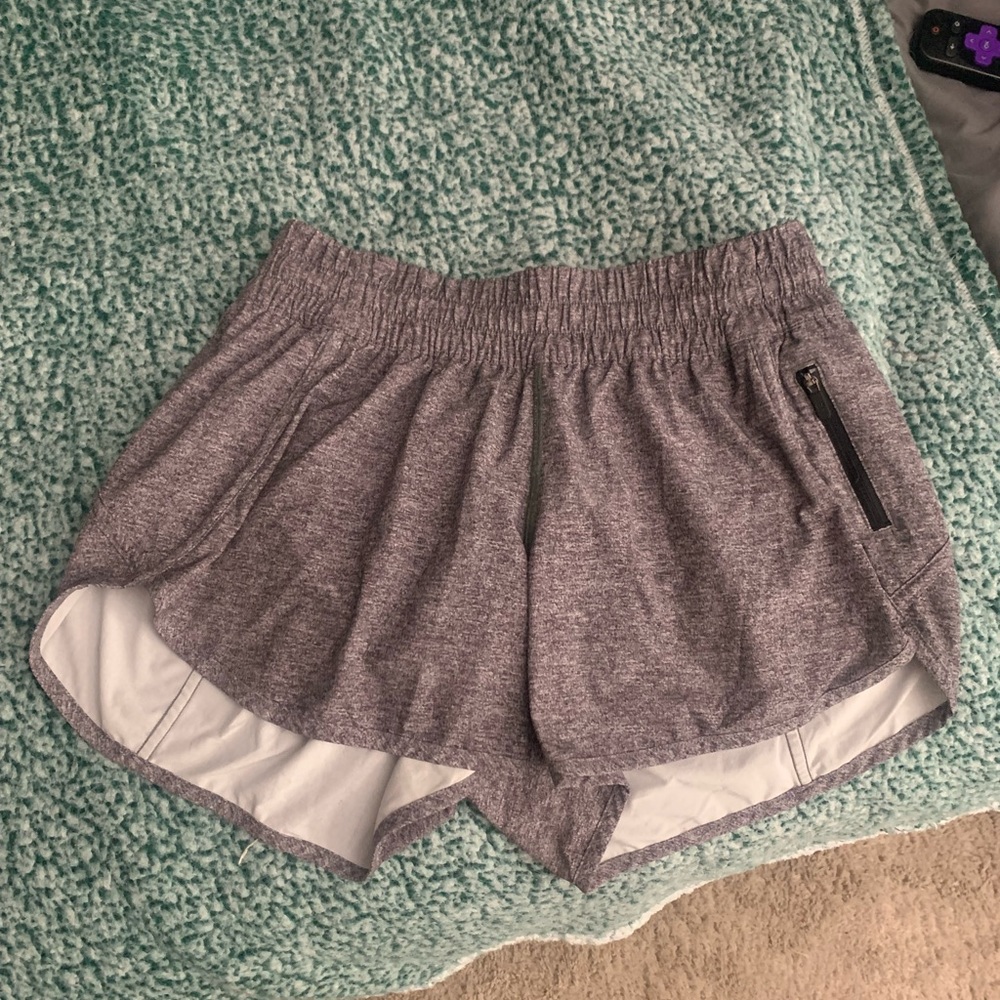 Lululemon hotty hot high rise shorts